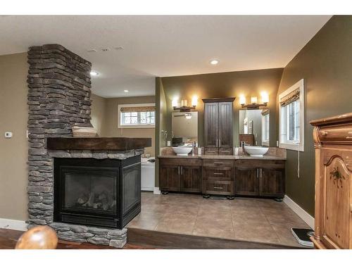 431 Summer Crescent, Rural Ponoka County, AB - Indoor Photo Showing Living Room With Fireplace