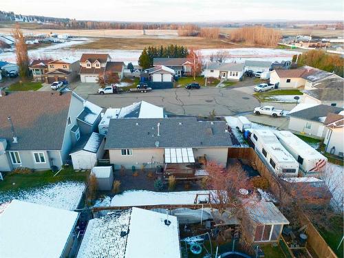 5611 52 Street Close, Eckville, AB - Outdoor With View