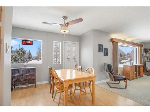 4411 35 Street, Red Deer, AB - Indoor Photo Showing Dining Room