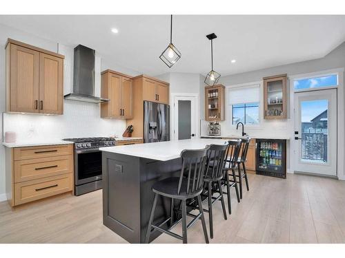 10 Songbird Green, Sylvan Lake, AB - Indoor Photo Showing Kitchen With Upgraded Kitchen