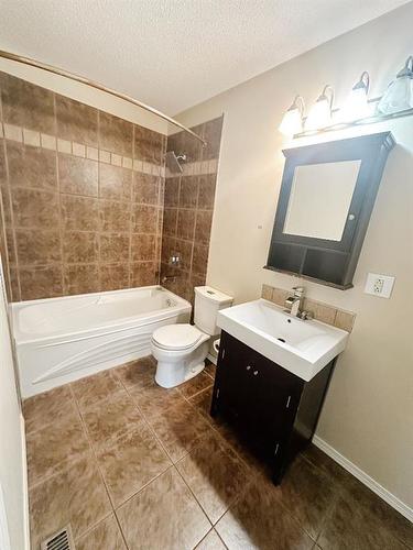 5731 56 Street, Rocky Mountain House, AB - Indoor Photo Showing Bathroom