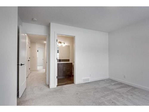 10 E Evergreen Way, Red Deer, AB - Indoor Photo Showing Other Room