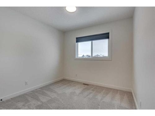 10 E Evergreen Way, Red Deer, AB - Indoor Photo Showing Other Room