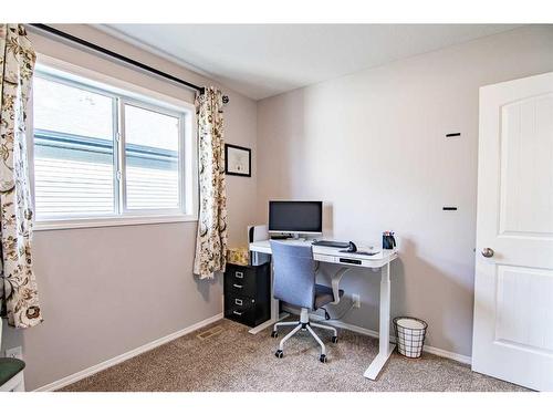 150 Cooper Close, Red Deer, AB - Indoor Photo Showing Office