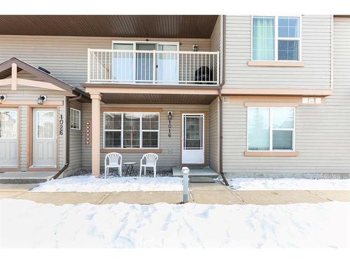 1016-31 Jamieson Avenue, Red Deer, AB - Outdoor With Facade