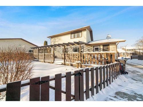 49 Wiltshire Boulevard, Red Deer, AB - Outdoor