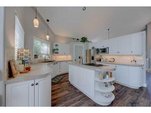 111 Anquetel Street, Red Deer, AB - Indoor Photo Showing Kitchen