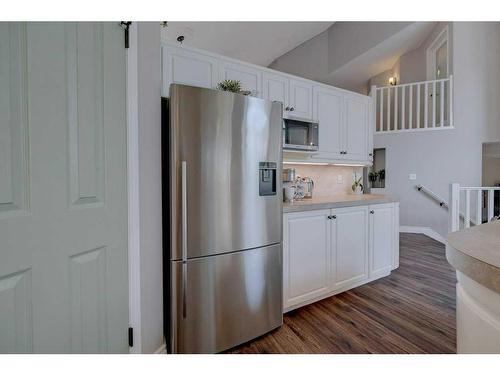 111 Anquetel Street, Red Deer, AB - Indoor Photo Showing Kitchen