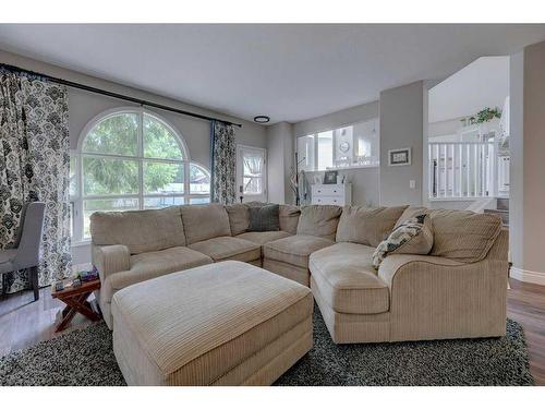 111 Anquetel Street, Red Deer, AB - Indoor Photo Showing Living Room