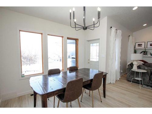 136 Ahlstrom Close, Red Deer, AB - Indoor Photo Showing Dining Room