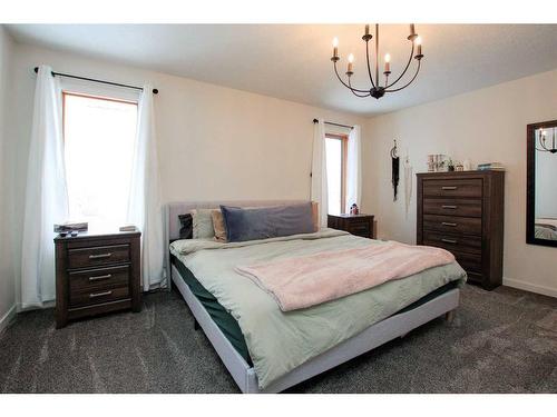 136 Ahlstrom Close, Red Deer, AB - Indoor Photo Showing Bedroom