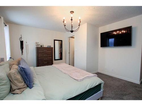 136 Ahlstrom Close, Red Deer, AB - Indoor Photo Showing Bedroom