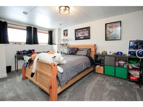 136 Ahlstrom Close, Red Deer, AB - Indoor Photo Showing Bedroom