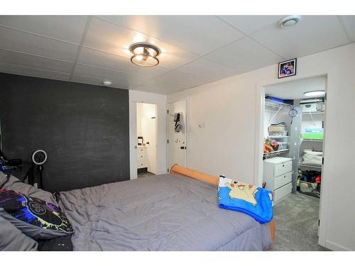 136 Ahlstrom Close, Red Deer, AB - Indoor Photo Showing Bedroom