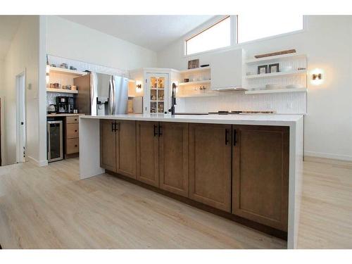 136 Ahlstrom Close, Red Deer, AB - Indoor Photo Showing Kitchen