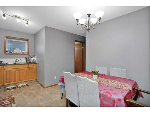 58 Jaspar Crescent, Red Deer, AB - Indoor Photo Showing Dining Room