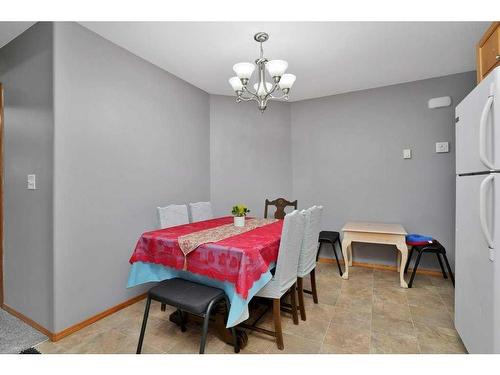 58 Jaspar Crescent, Red Deer, AB - Indoor Photo Showing Dining Room