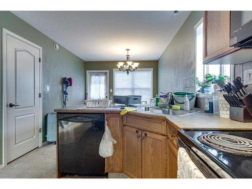 97 Inglewood Drive, Red Deer, AB - Indoor Photo Showing Kitchen