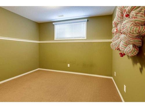 97 Inglewood Drive, Red Deer, AB - Indoor Photo Showing Other Room