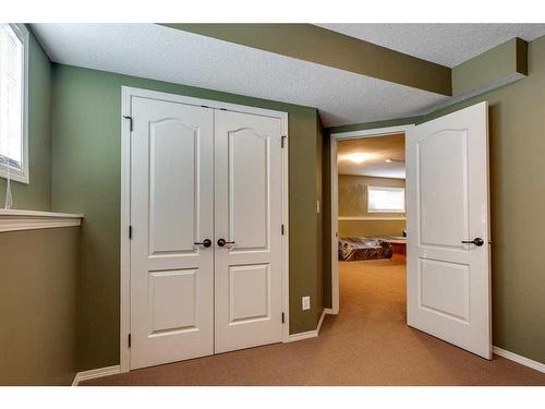 97 Inglewood Drive, Red Deer, AB - Indoor Photo Showing Other Room