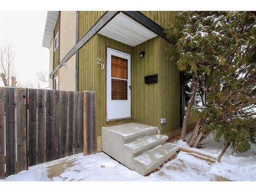 29 Abbott Close, Red Deer, AB - Outdoor