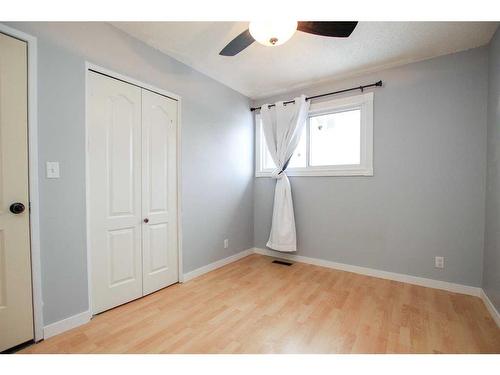 29 Abbott Close, Red Deer, AB - Indoor Photo Showing Other Room