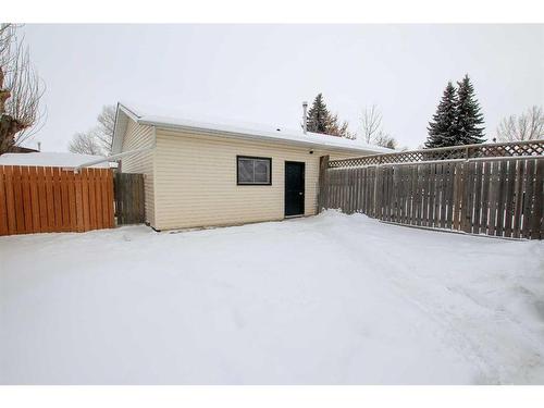 29 Abbott Close, Red Deer, AB - Outdoor With Exterior