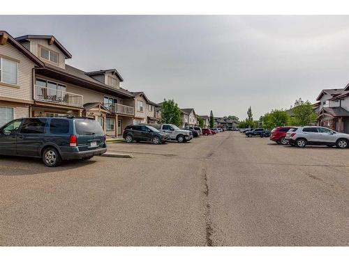 914-31 Jamieson Avenue, Red Deer, AB - Outdoor