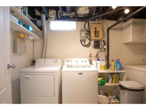 5892 West Park Crescent, Red Deer, AB - Indoor Photo Showing Laundry Room