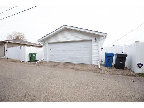 5892 West Park Crescent, Red Deer, AB - Outdoor With Exterior