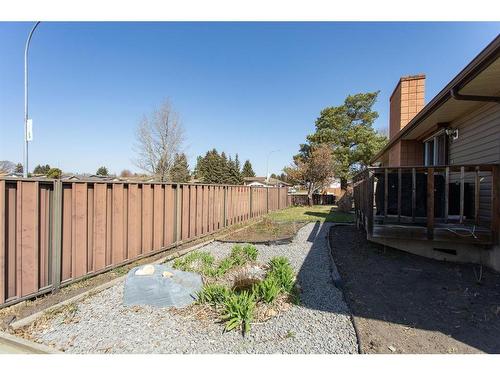 5741 44 Avenue, Lacombe, AB - Outdoor