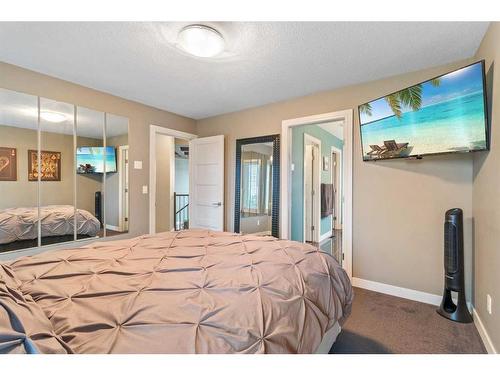 123 Morris Court, Blackfalds, AB - Indoor Photo Showing Bedroom