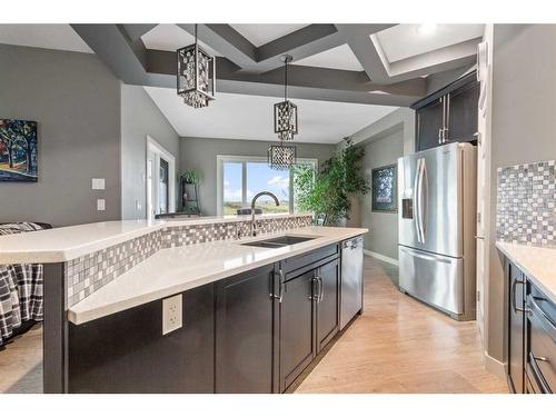 123 Morris Court, Blackfalds, AB - Indoor Photo Showing Kitchen With Double Sink With Upgraded Kitchen