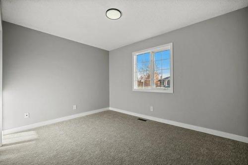 64 Sandringham Close Nw, Calgary, AB - Indoor Photo Showing Other Room