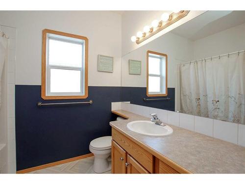 112 Archibald Crescent, Red Deer, AB - Indoor Photo Showing Bathroom