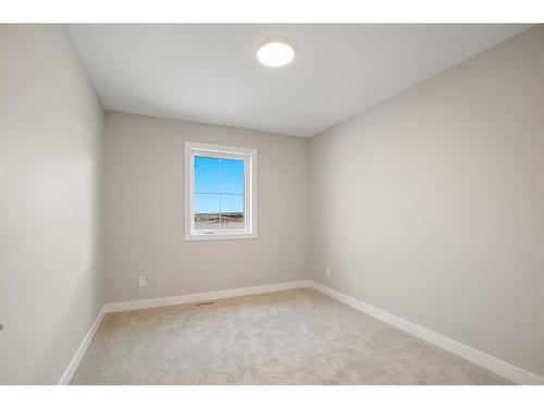 22 Palmer Circle, Blackfalds, AB - Indoor Photo Showing Other Room