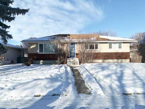 4024 39 Street, Red Deer, AB - Outdoor