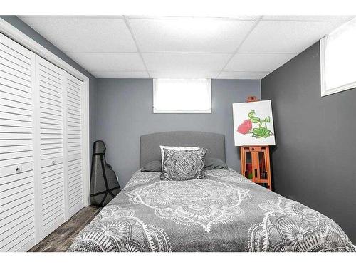 4024 39 Street, Red Deer, AB - Indoor Photo Showing Bedroom