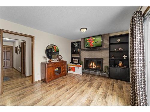 3813 67 St Street, Camrose, AB - Indoor Photo Showing Bathroom