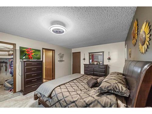 3813 67 St Street, Camrose, AB - Indoor Photo Showing Bathroom