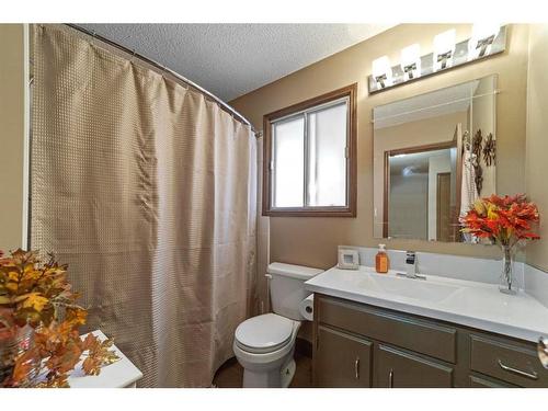 3813 67 St Street, Camrose, AB - Indoor