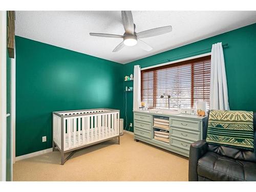 5904 54 Avenue, Camrose, AB - Indoor Photo Showing Bedroom