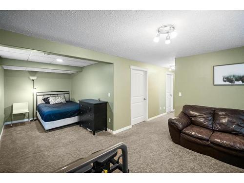 5904 54 Avenue, Camrose, AB - Indoor Photo Showing Bedroom