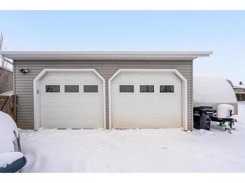 5904 54 Avenue, Camrose, AB - Outdoor With Exterior