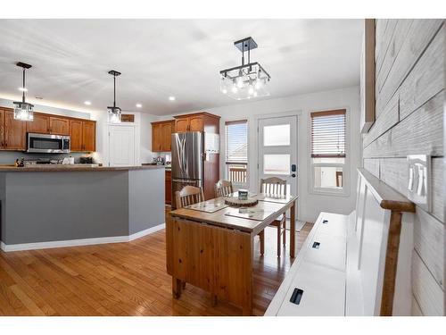 5904 54 Avenue, Camrose, AB - Indoor Photo Showing Kitchen