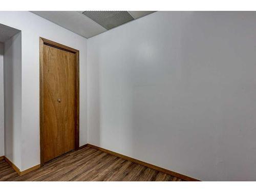 109 Eastman Crescent, Red Deer, AB - Indoor Photo Showing Other Room