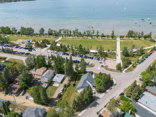 4003 Lakeshore Drive, Sylvan Lake, AB 