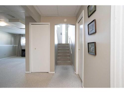 12 Richards Close, Red Deer, AB - Indoor Photo Showing Other Room