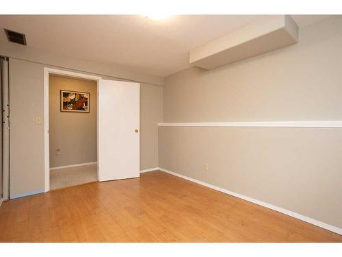 12 Richards Close, Red Deer, AB - Indoor Photo Showing Other Room