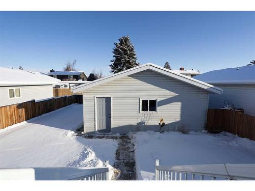 12 Richards Close, Red Deer, AB - Outdoor With Exterior